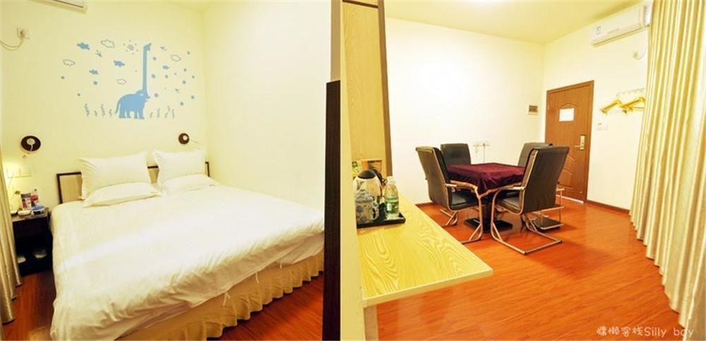 Renli Hotel Csengtu Kültér fotó